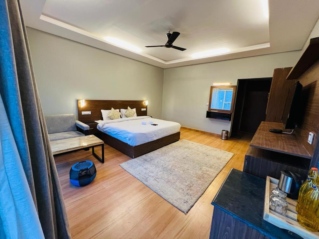 The Foresta By Orchid Hospitality & Holidays Hotell Mukteshwar Exteriör bild