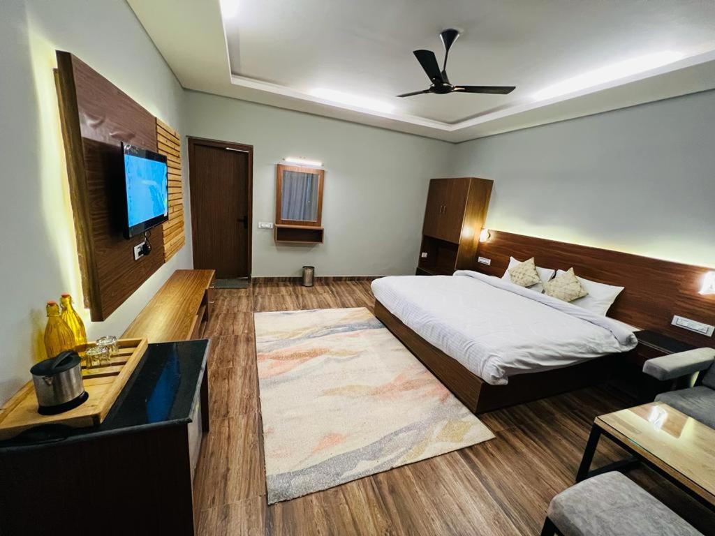 The Foresta By Orchid Hospitality & Holidays Hotell Mukteshwar Exteriör bild